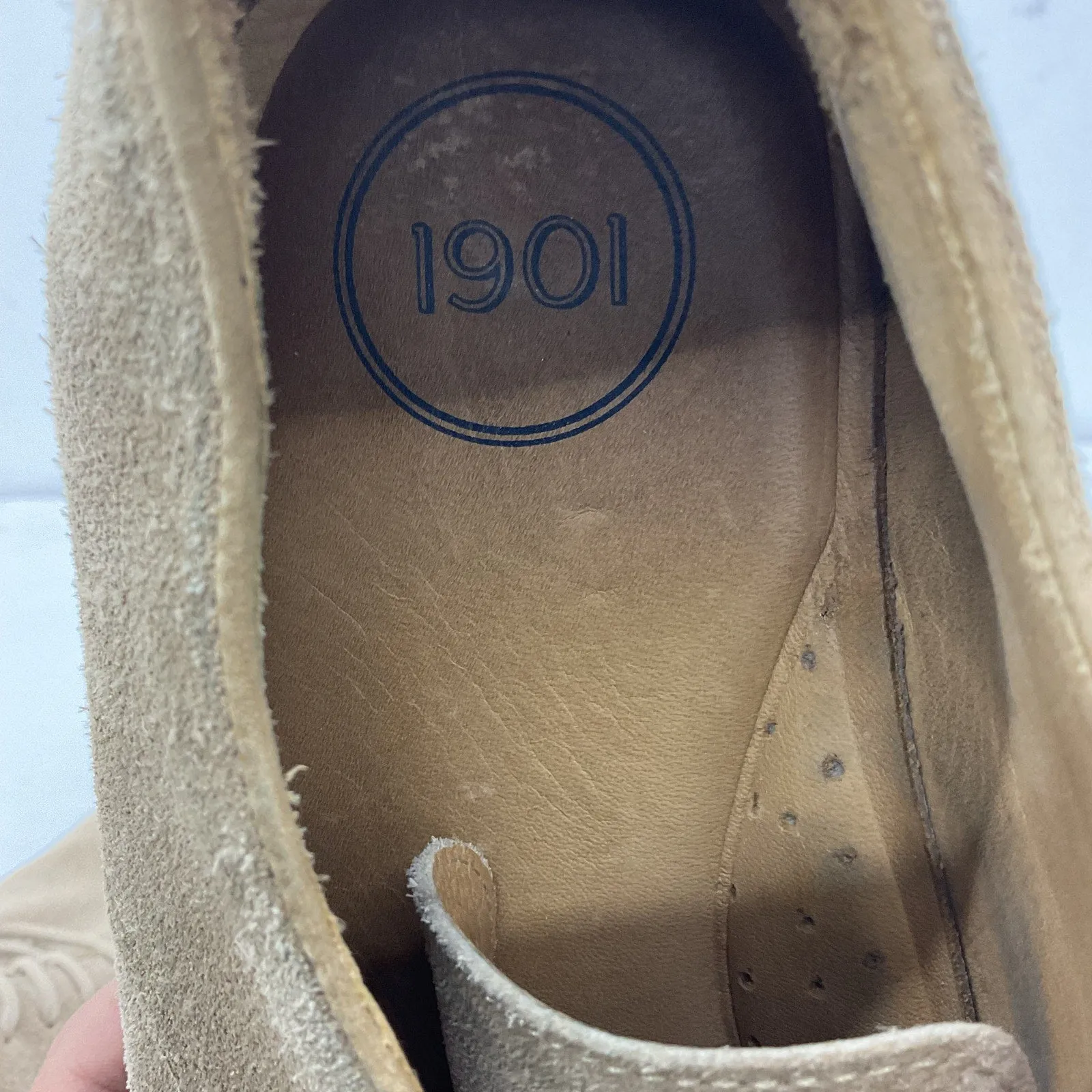 1901 Men's Tan Derby Dress Shoes Leather Size 10 Preowned