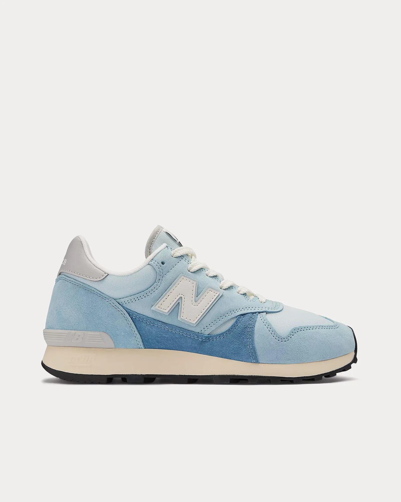 475 Quarry Blue / Chrome Blue / Heron Blue Low Top Sneakers