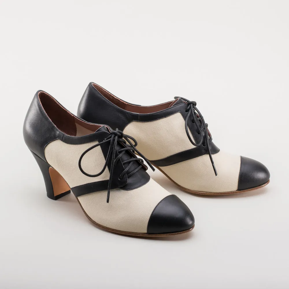 Evelyn Women's Retro Oxfords (Tan/Black)