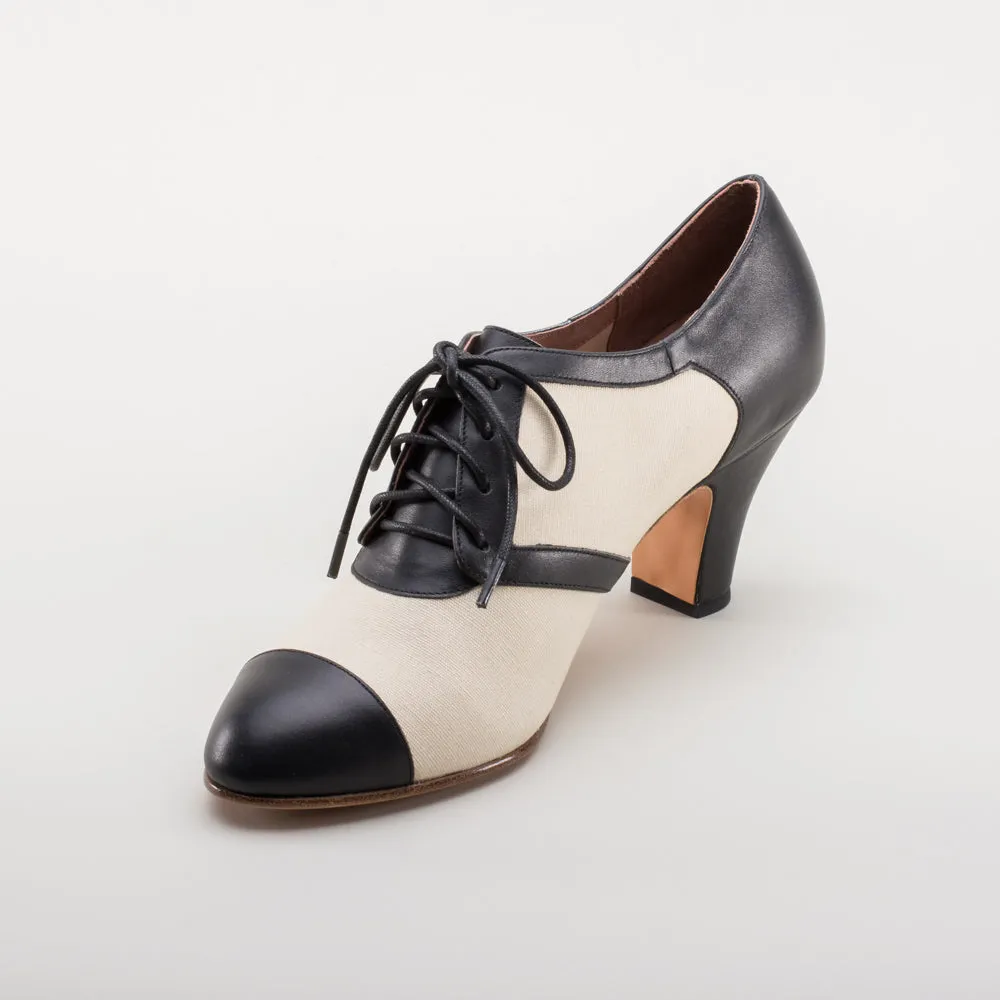 Evelyn Women's Retro Oxfords (Tan/Black)