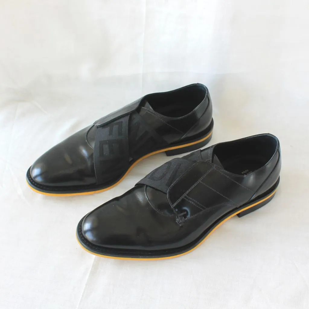 Fendi black leather derby with Fendi logo band, Mens size UK7