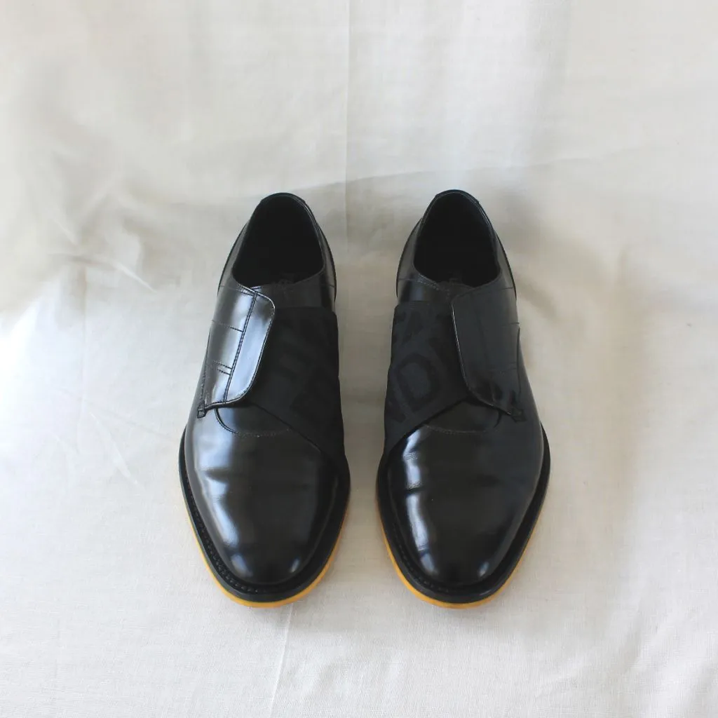 Fendi black leather derby with Fendi logo band, Mens size UK7